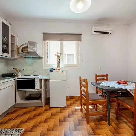 Ismini Apartment Corfu (city)